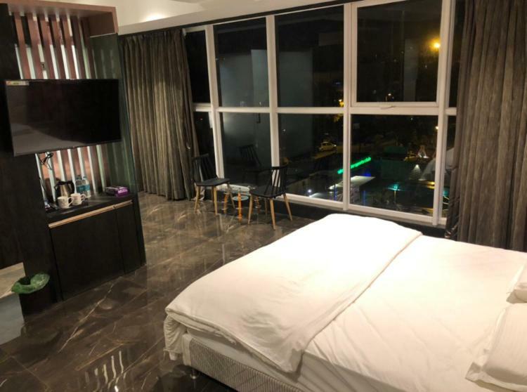 Virat Ambe Sports Club Hotel Ulhasnagar ภายนอก รูปภาพ
